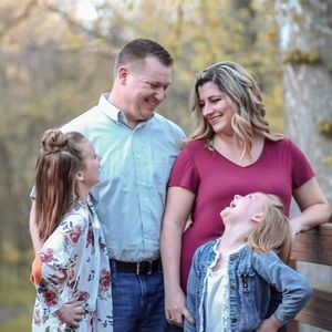 Meet your Posher, Regina